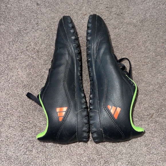 Adidas speedportal turf soccer shoes - Picture 5 of 7